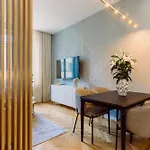 Apartament Rzeszowska 5 12 *