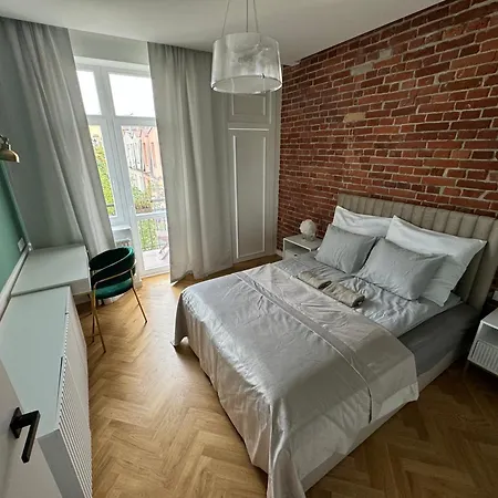 Rzeszowska 5 12 * Cracovia